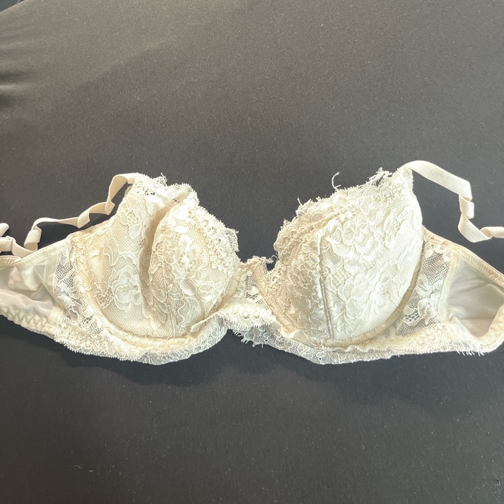 cream bra